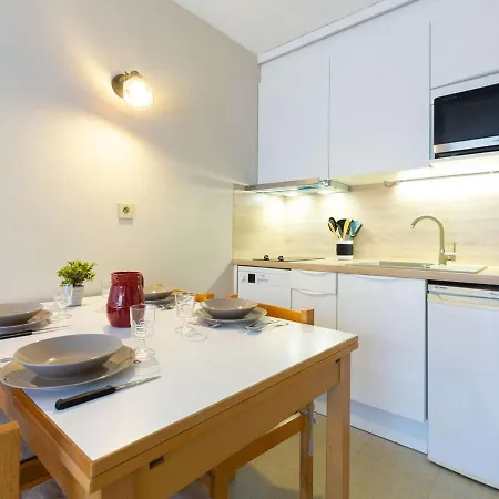 Lumineux Avec Balcon, Pres Des Commerces Et Du Telecabine A - Fr-1-296-458 Saint-Lary-Soulan