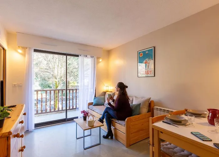 Lumineux Avec Balcon, Pres Des Commerces Et Du Telecabine A - Fr-1-296-458 Апартаменты